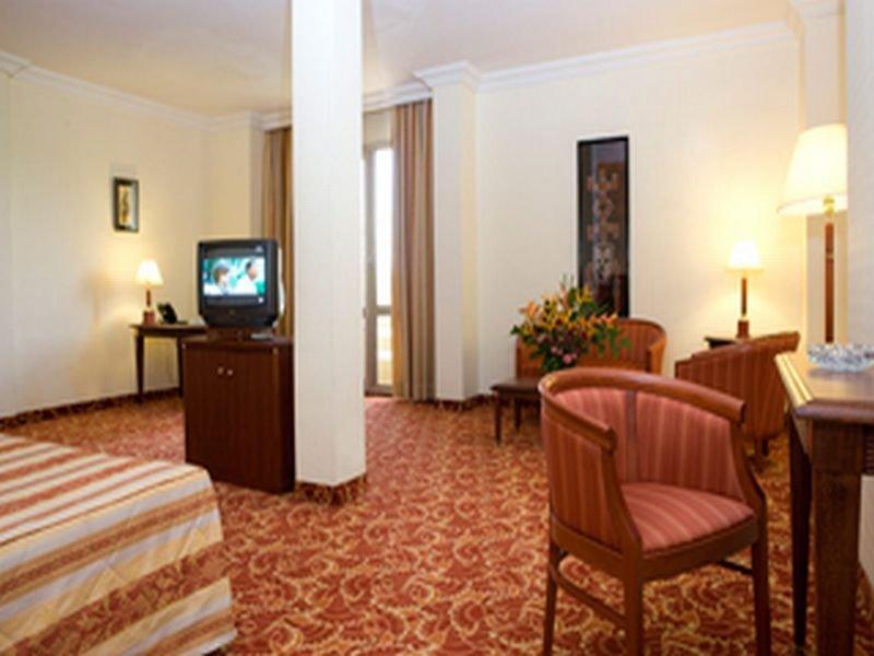 Grand Hotel 바마코 외부 사진